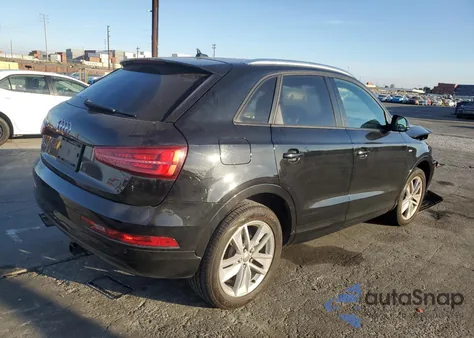 2018 Audi Q3 Premium z USA, uszkodzony, nr VIN WA1BCCFSXJR022461